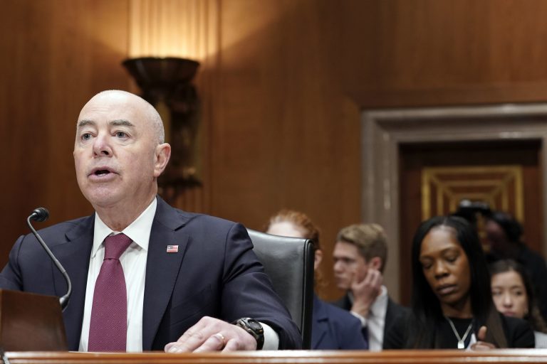 House GOP plows ahead on risky immigration plan