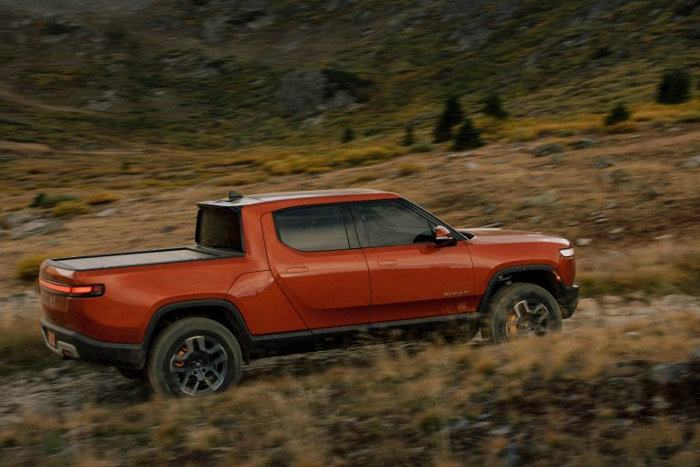 Rivian stock price forecast: Buy or sell ahead of earnings?