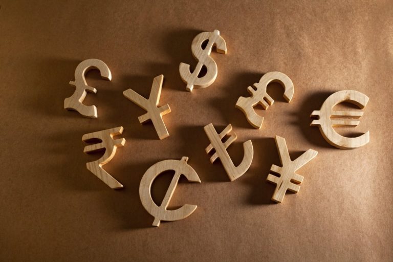 EURUSD and GBPUSD: EURUSD still slides below 1.11500
