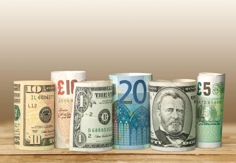 EURUSD and GBPUSD: EURUSD retreated to 1.09500 level