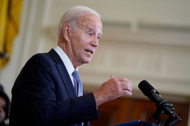 Biden tells kids visiting White House he knows where to get ice cream: ‘Daddy owes you’