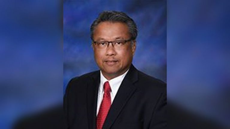 Maui emergency management admin resigns day after questioned about sirens not sounding during Lahaina fires