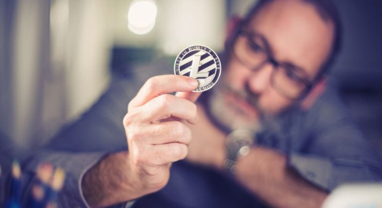 SafeMoon and Litecoin: Litecoin slipped below 65.00 again