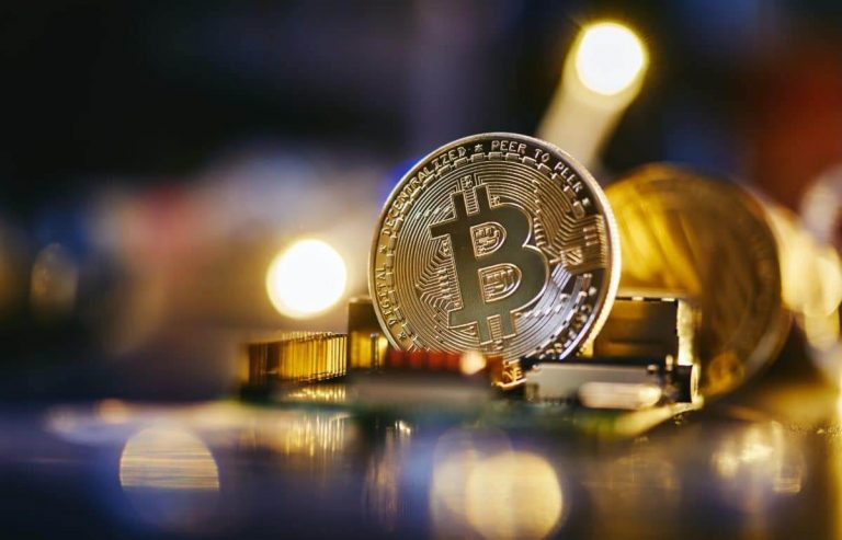 Bitcoin and Ethereum: Bitcoin jumps back to $29900