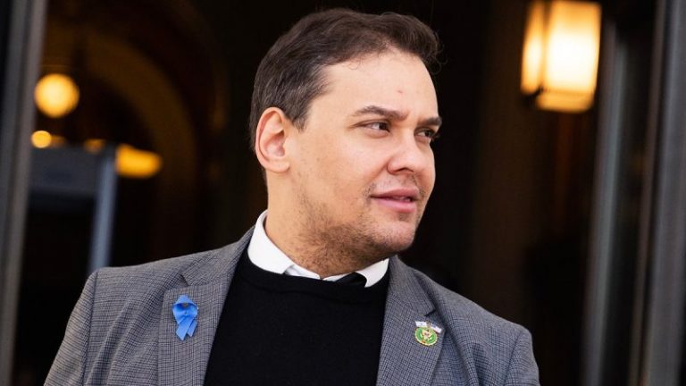 NY Rep. George Santos, who flipped blue seat, says he won’t run for re-election in wake of ethics report