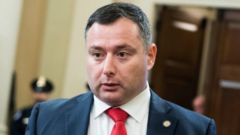 Key Trump impeachment figure running for Congress as Democrat