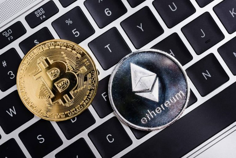 Bitcoin and Ethereum: Bitcoin jumps to the $37978 level