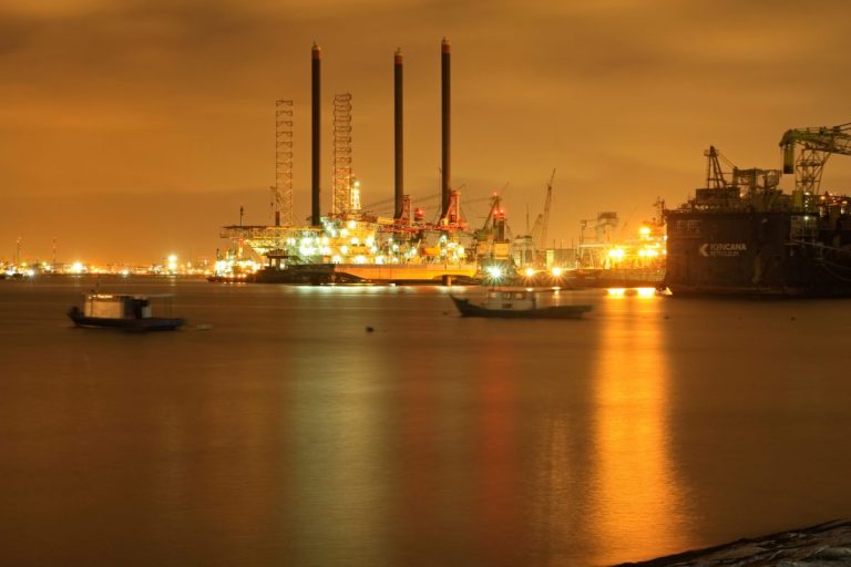 Oil is stable, while natural gas slips below $2.30 level