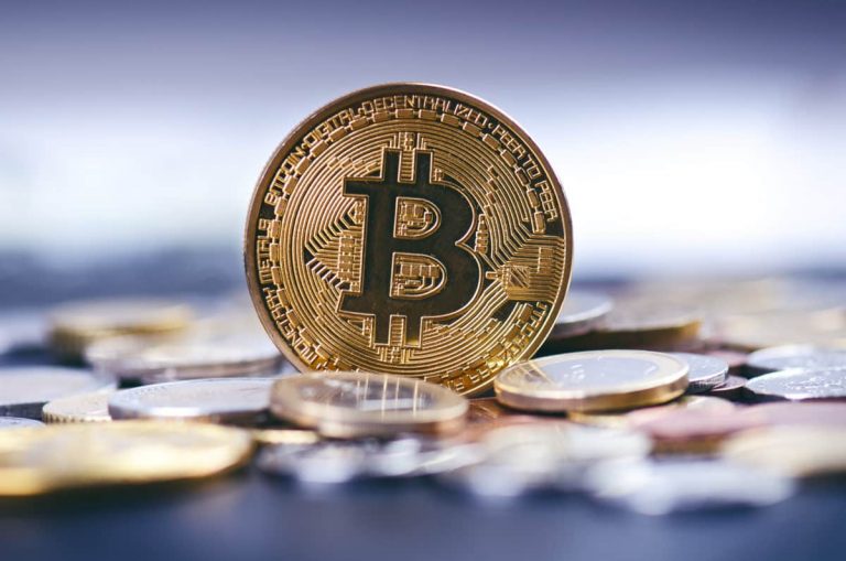 Bitcoin and Ethereum: Ethereum breaks above the $2400 level