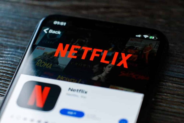 Netflix Soars 8.6%, Nasdaq Rises: Stock Market Snapshot