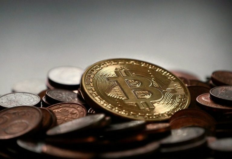 Bitcoin price at a multi-year high at the $59,000 level