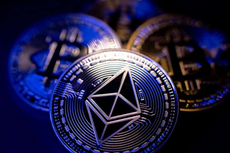 Bitcoin and Ethereum: Ethereum after a long time above $3000