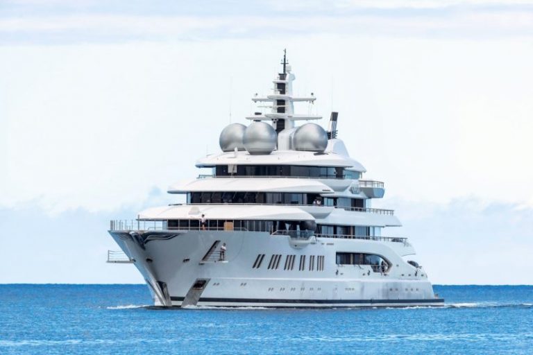 Russian oligarch’s yacht costs U.S. taxpayers close to $1 million a month