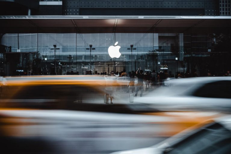 Apple Cancels its Electric Car, After a Decade