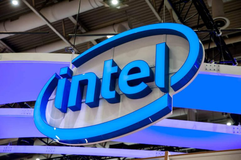 Intel’s Market Challenges and Strategic Shift into AI