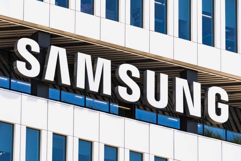 Samsung Eyes Lead in AI-Driven Semiconductor Surge