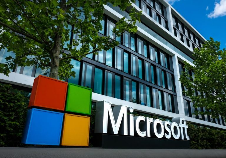 Microsoft, OpenAI Plan $100B AI Data Center by 2028
