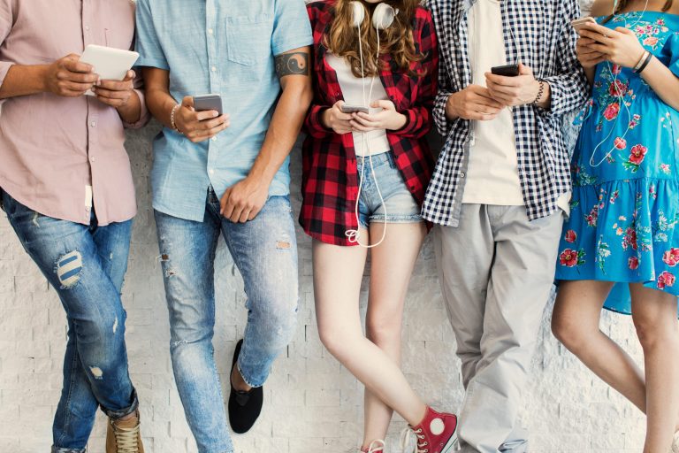 Instagram continues to recommend adult content to underage users: WSJ report