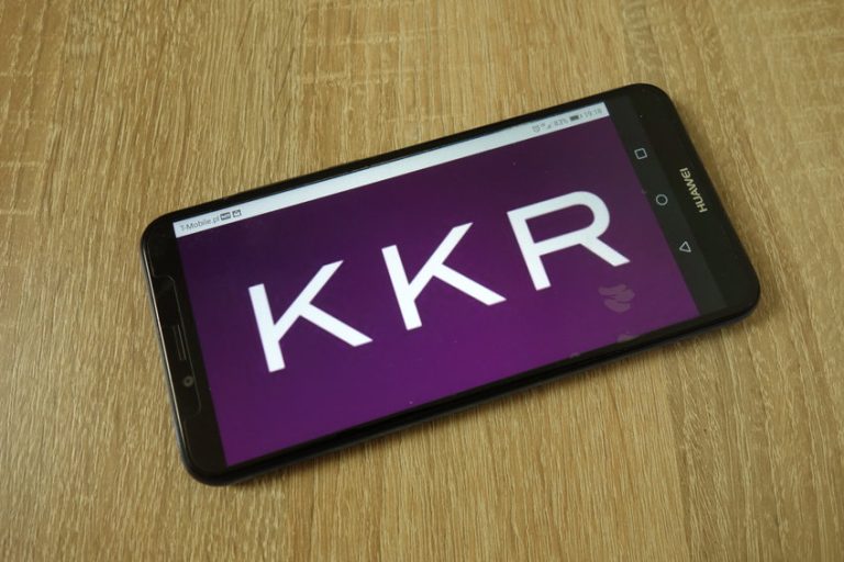 What’s going on with KKR stock?
