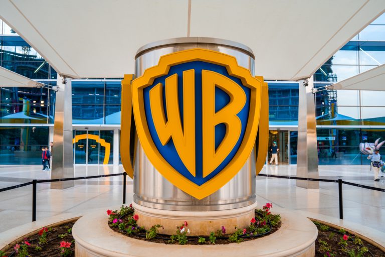 Warner Bros. Discovery’s stock: Long-term downtrend finally over?