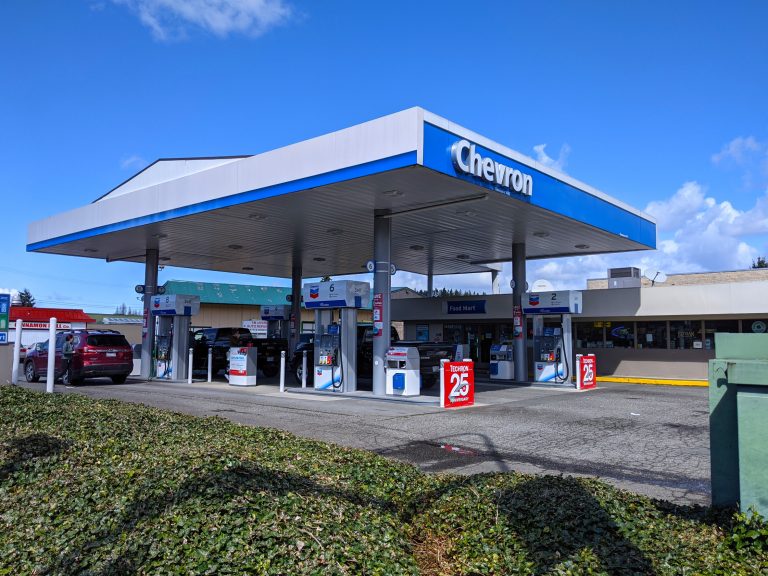 4 stocks to buy before the Fed cuts interest rates in 2024