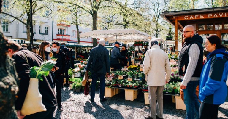 Euro zone inflation climbs to 2.4% in December, meeting expectations